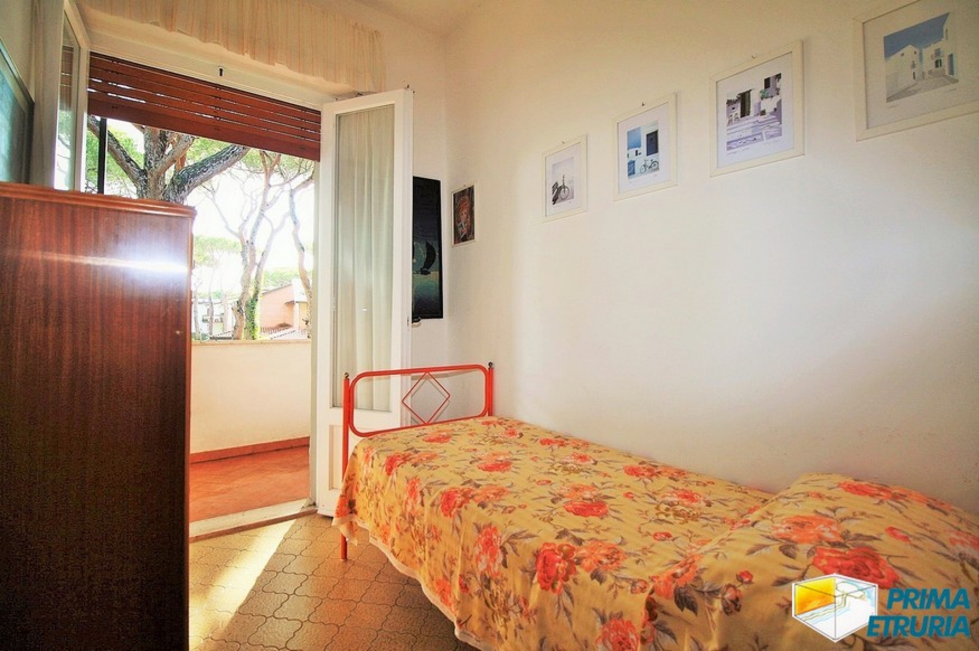 TRE CAMERE CON GIARDINO - ZONA ROSMARINA -