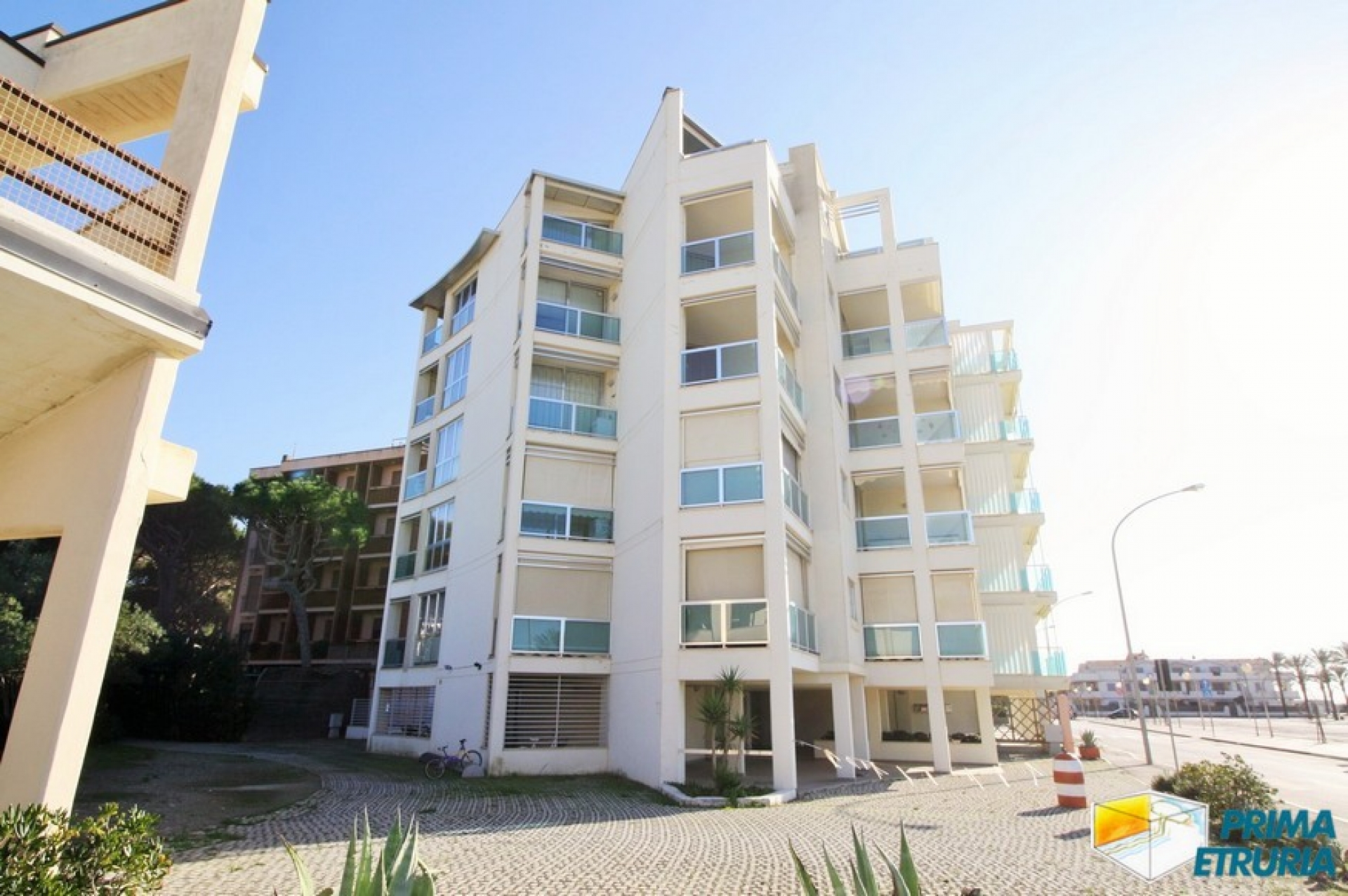 BILOCALE VISTA MARE - ZONA ROSMARINA -