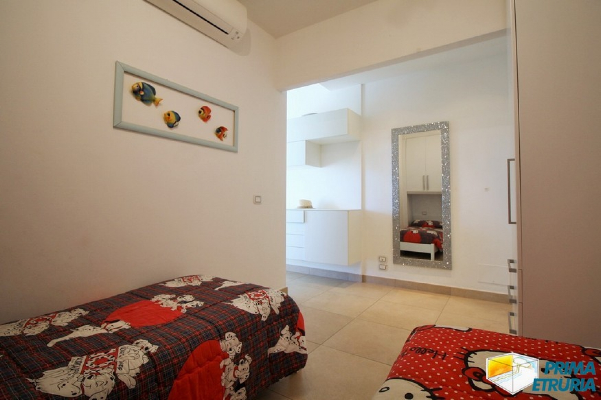 BELLISSIMO MONOLOCALE CON FANTASTICA VISTA FRONTE MARE - ZONA ROSMARINA - 