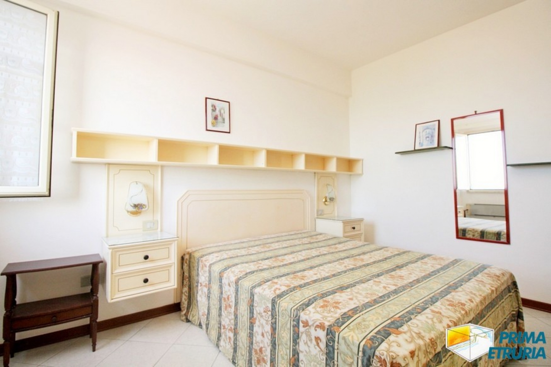 BILOCALE CON FANTASTICA VISTA FRONTE MARE - ZONA CENTRO -