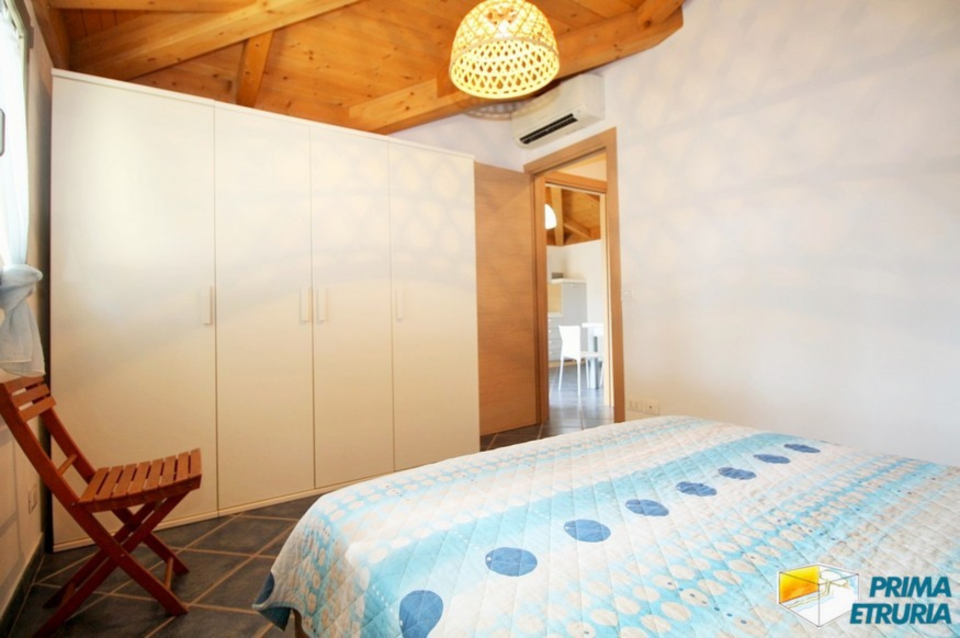 FANTASTICO BILOCALE CON BELLISSIMO SOLARIUM - ZONA ROSMARINA -