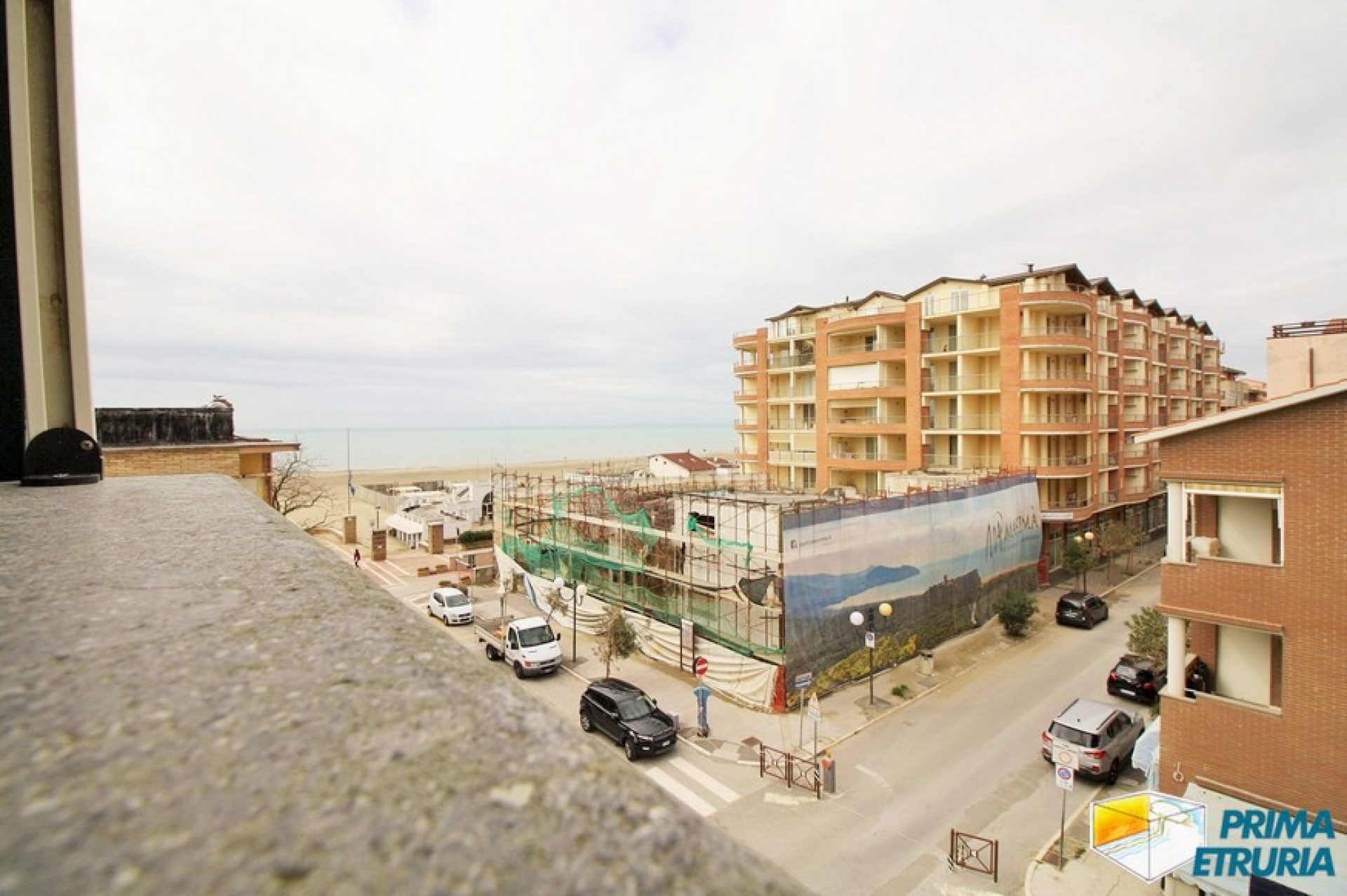 BELLISSIMO TRILOCALE VISTA MARE  - ZONA CENTRO -