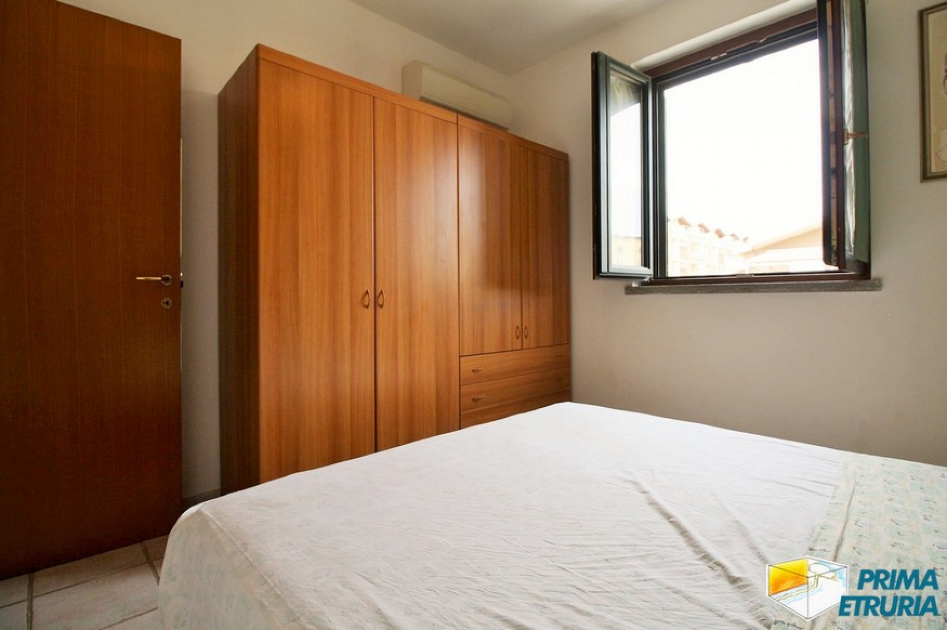 BELLISSIMO TRILOCALE VISTA MARE  - ZONA CENTRO -