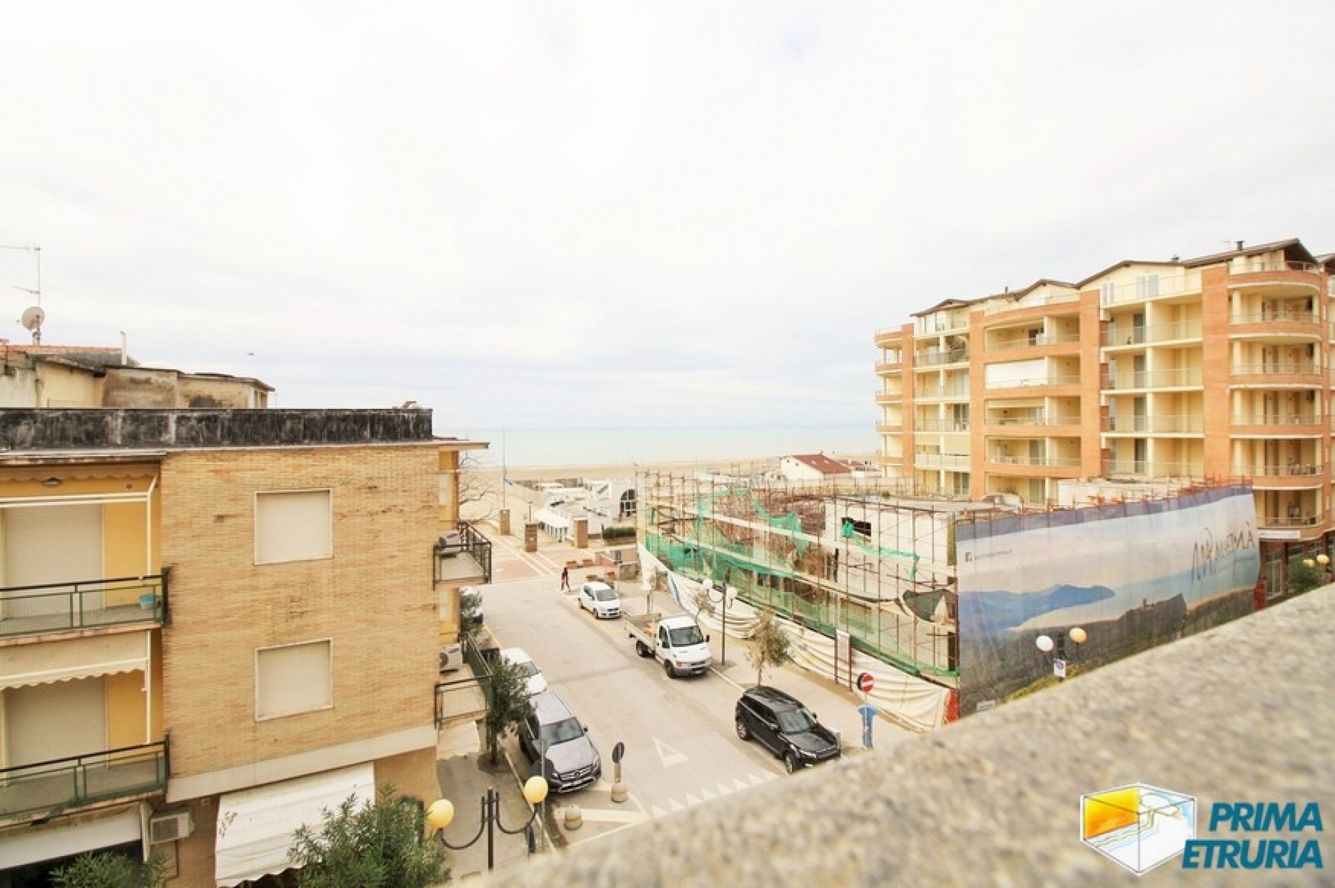 BELLISSIMO TRILOCALE VISTA MARE  - ZONA CENTRO -
