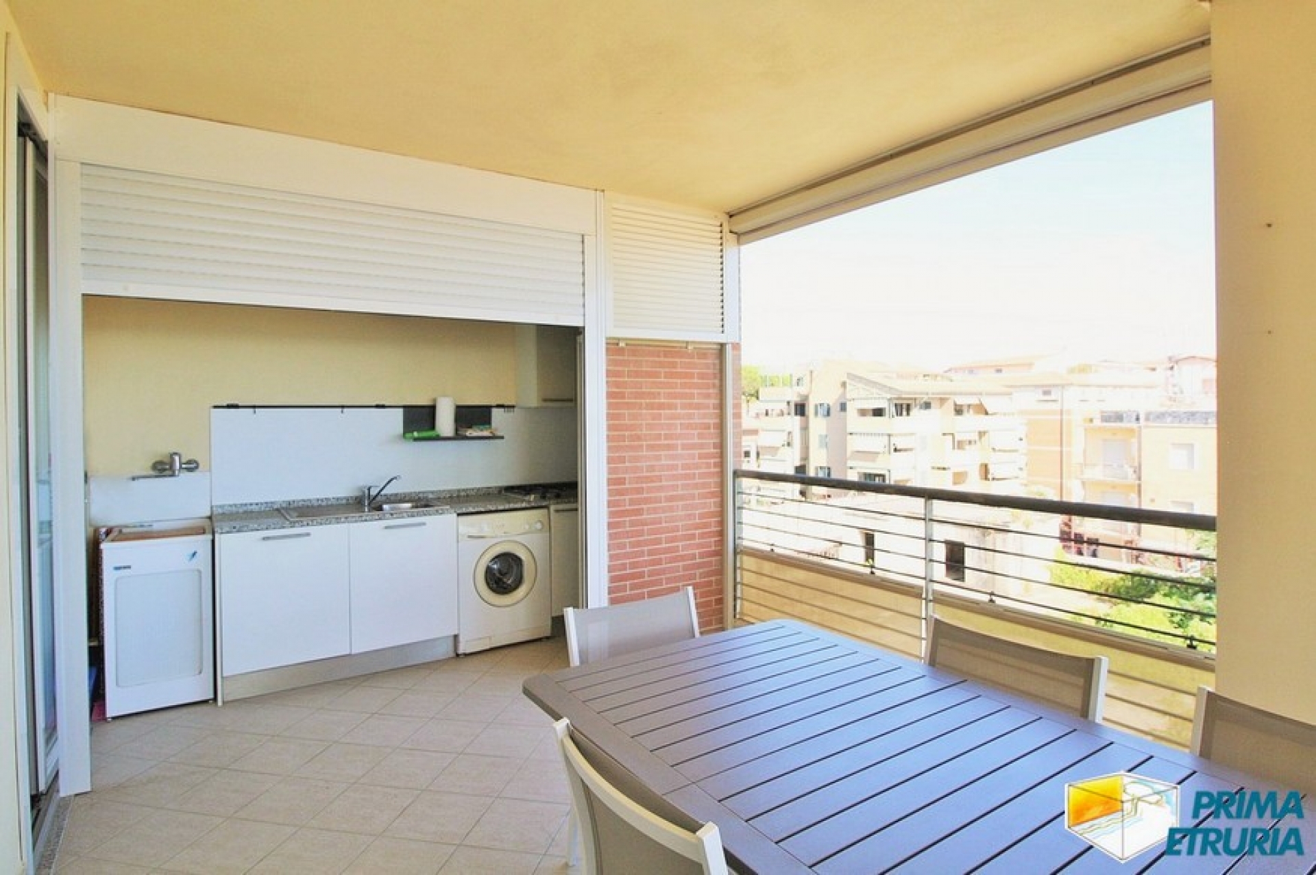 FANTASTICO TRILOCALE FRONTE MARE - ZONA CENTRALE -