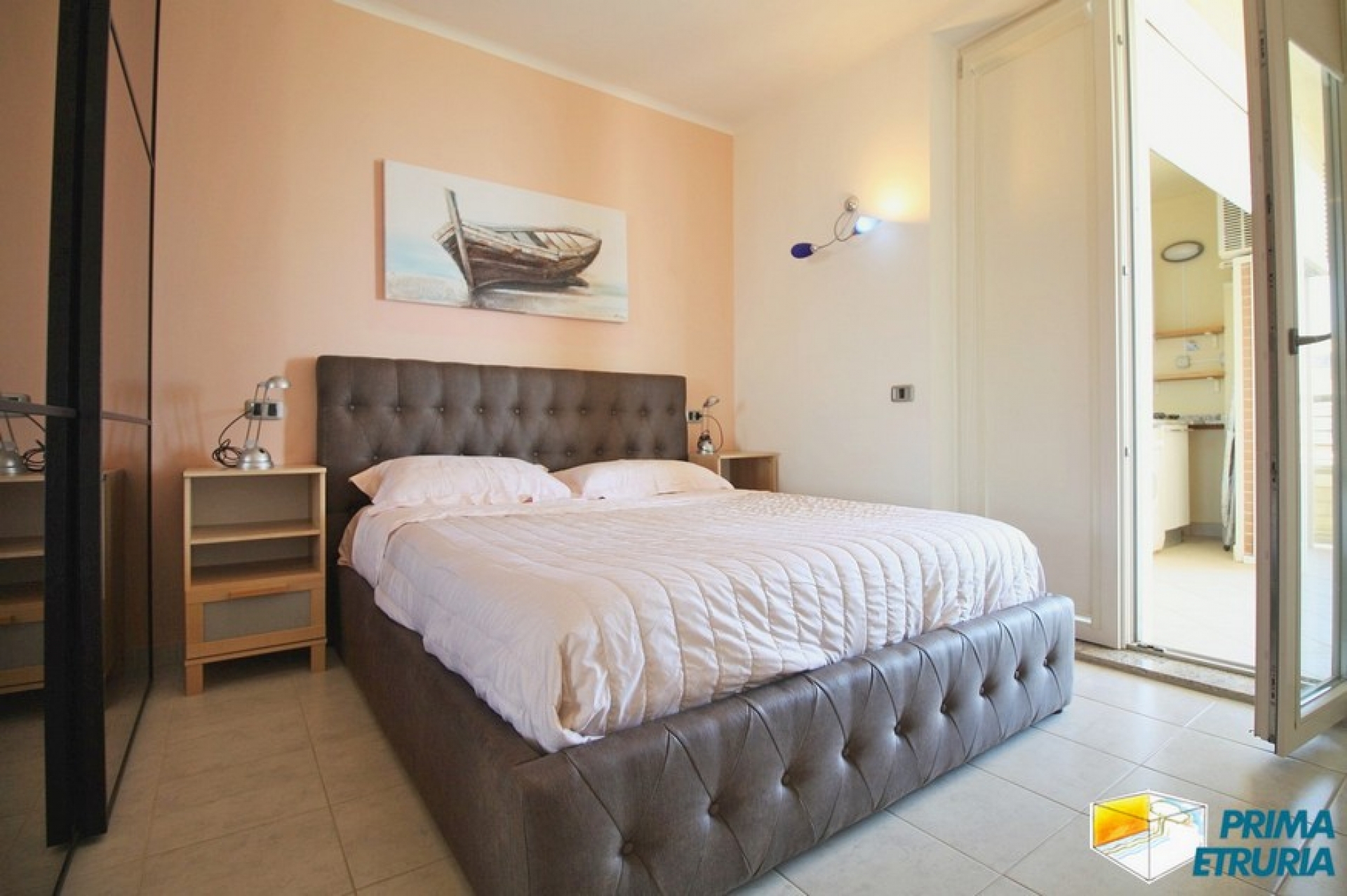 FANTASTICO TRILOCALE FRONTE MARE - ZONA CENTRALE -