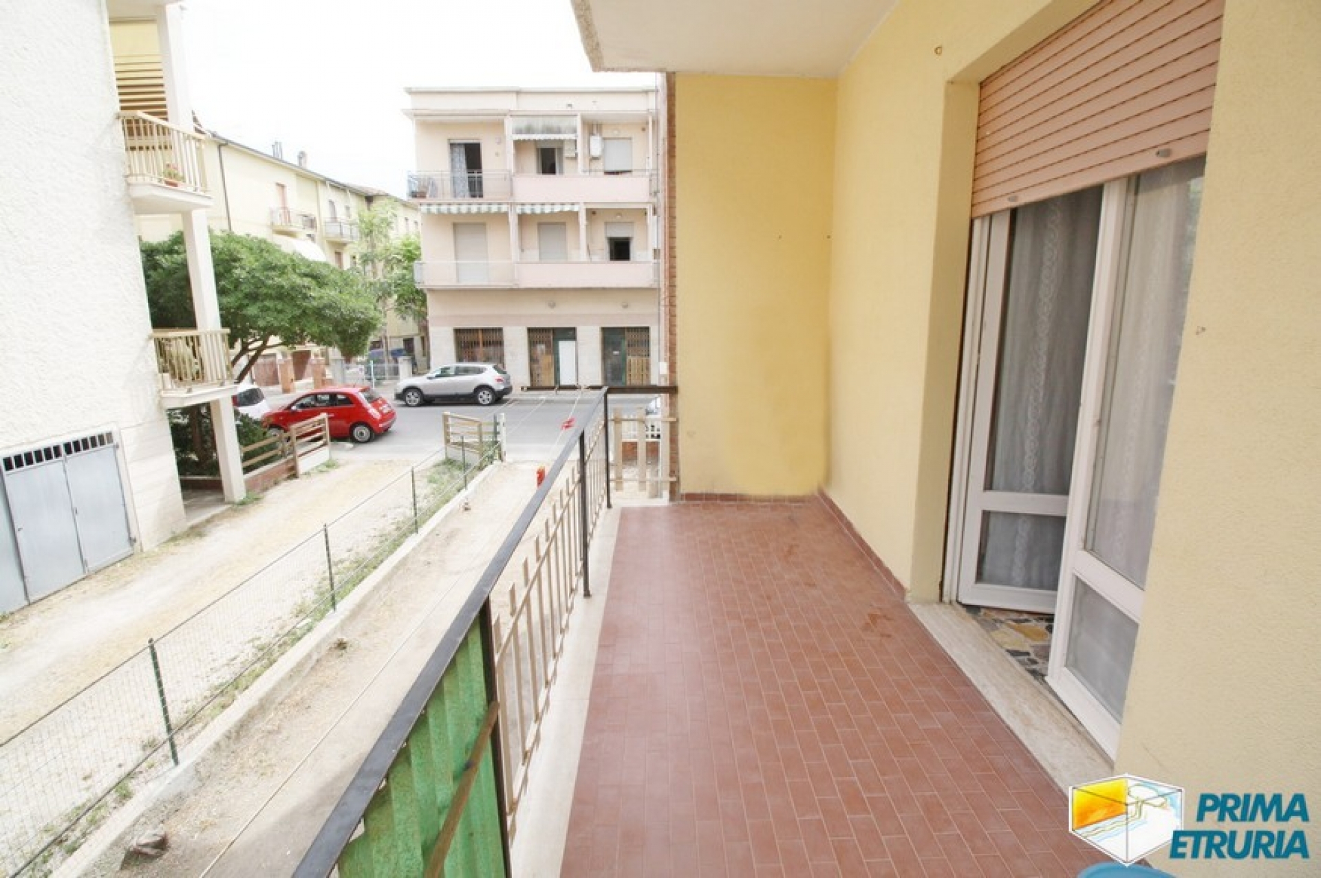 AMPIO QUATTRO VANI IN VIA SILVIO PELLICO - ZONA CENTRO -