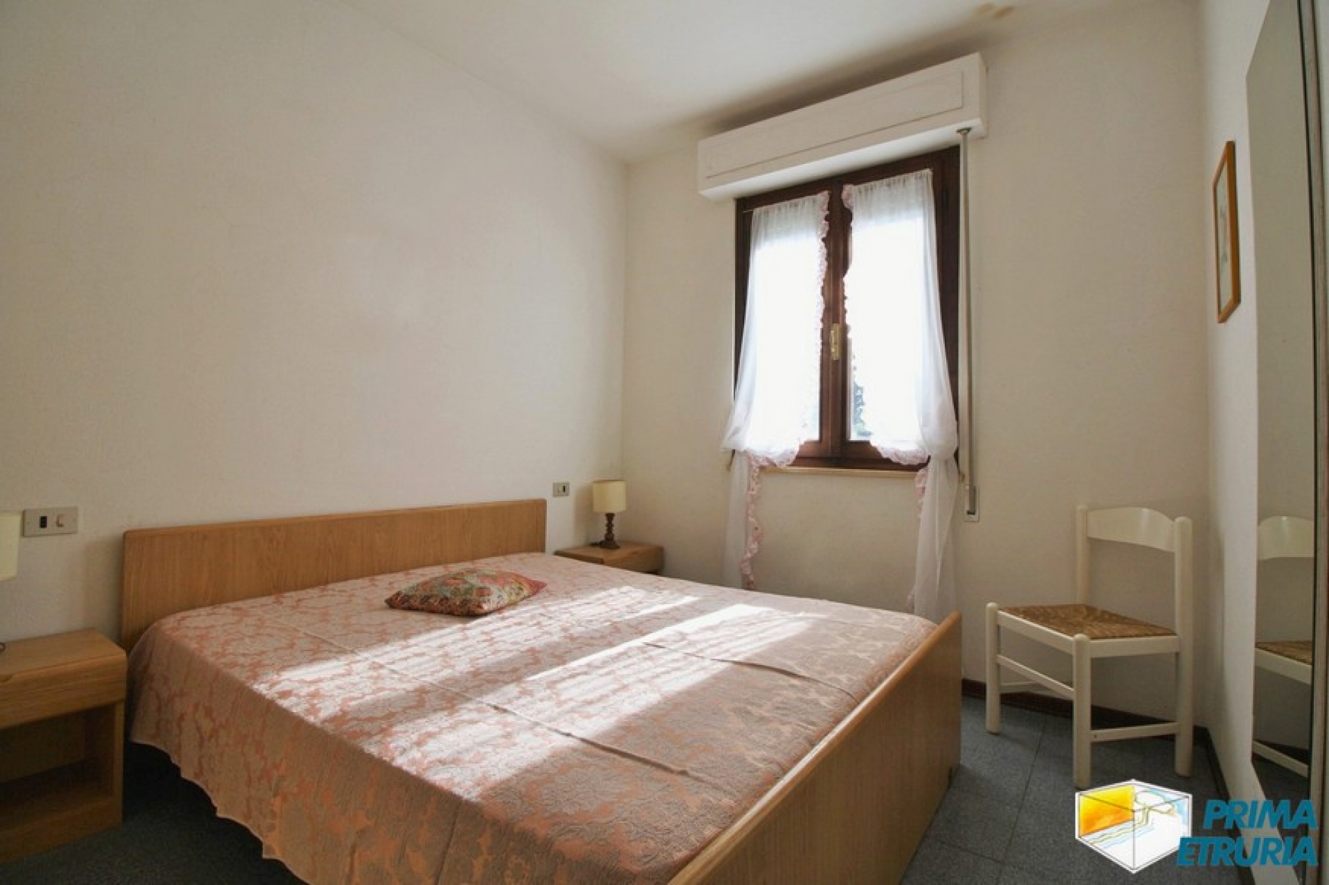 TRILOCALE CON POSTO AUTO- ZONA TOMBOLO -