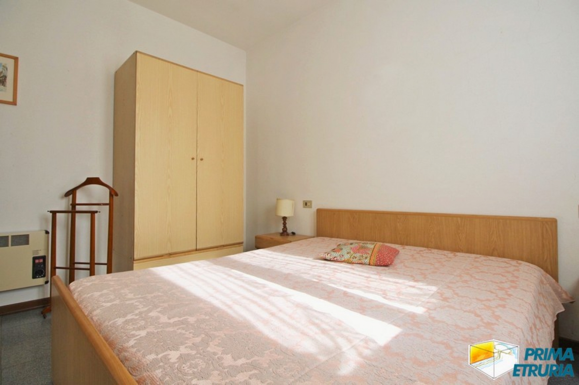 TRILOCALE CON POSTO AUTO- ZONA TOMBOLO -