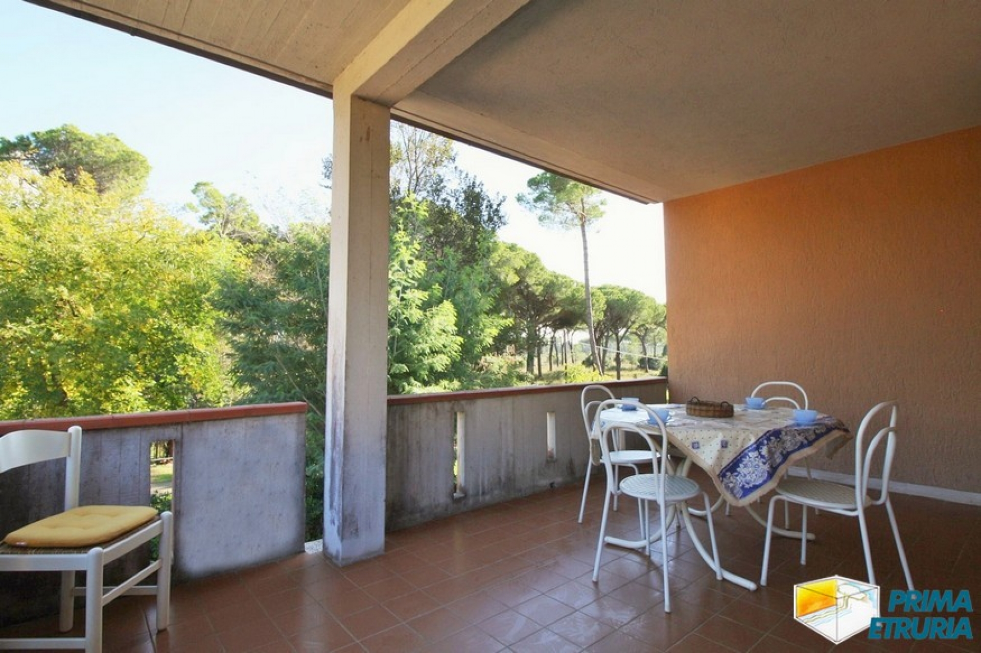 TRILOCALE CON POSTO AUTO- ZONA TOMBOLO -