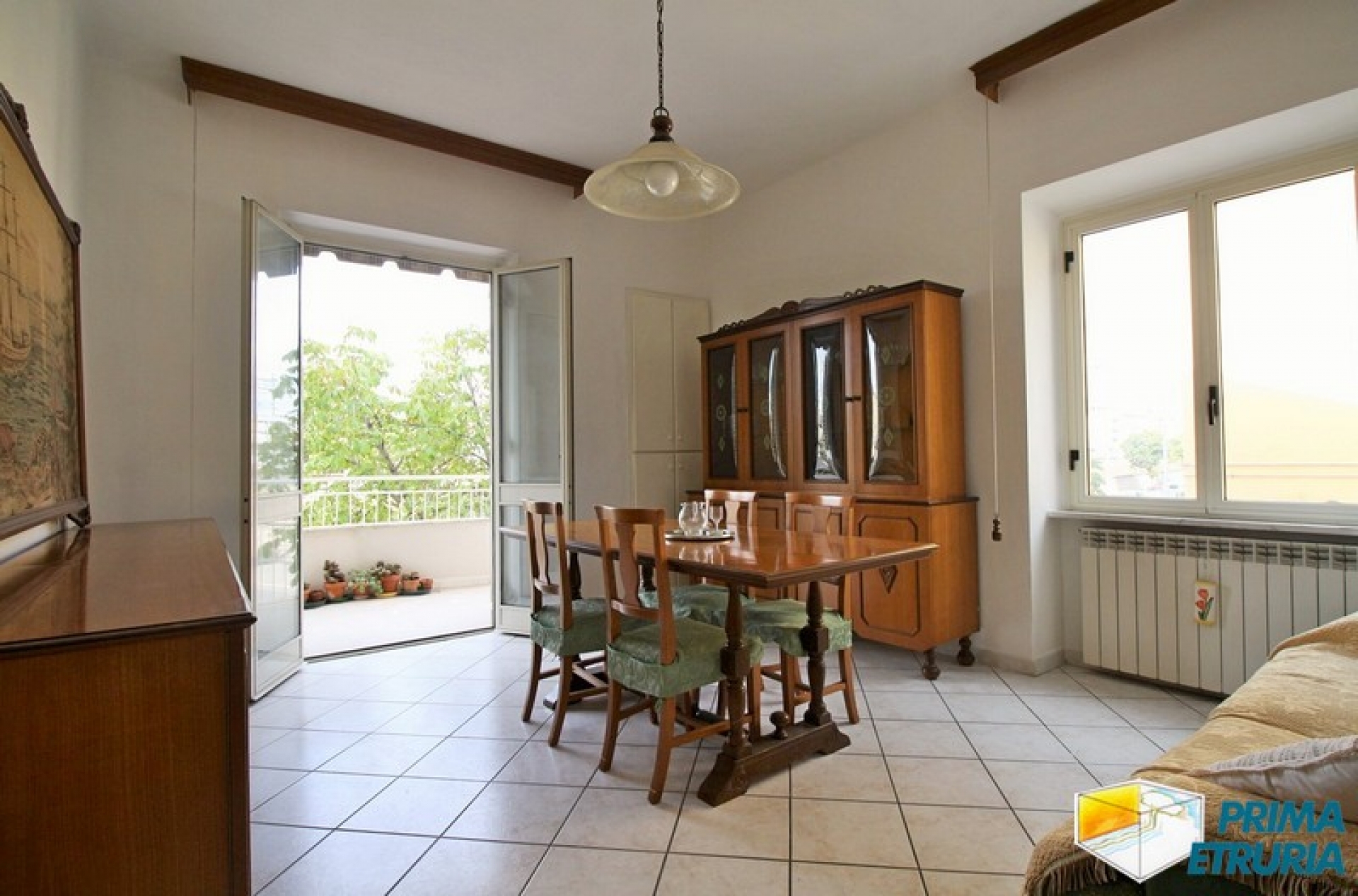 - GROSSETO - AMPIO TRILOCALE CON POSTO AUTO