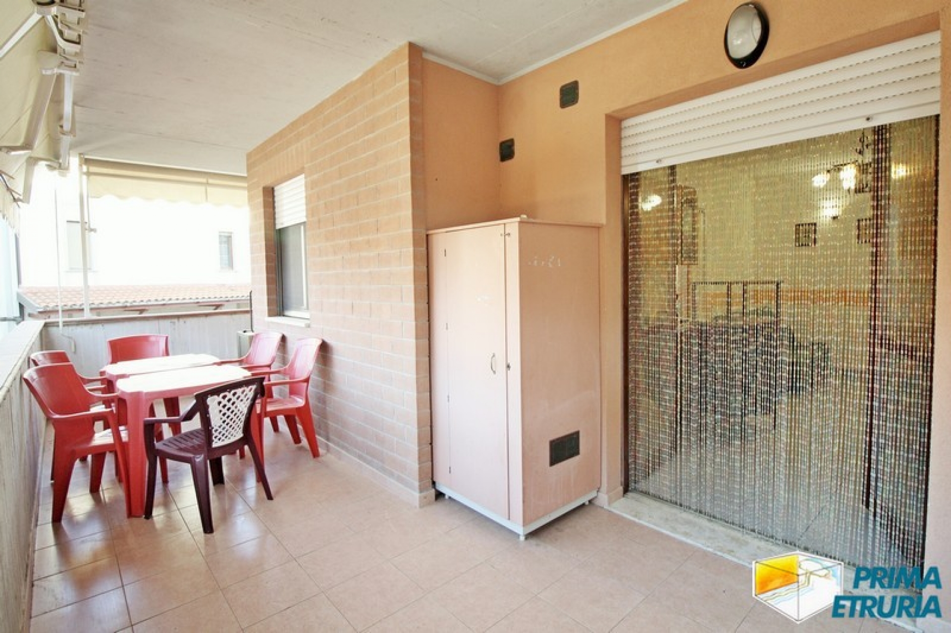 BILOCALE CON BELLISSIMA TERRAZZA ALL'INTERNO DELLA PINETA - ZONA ROSMARINA -