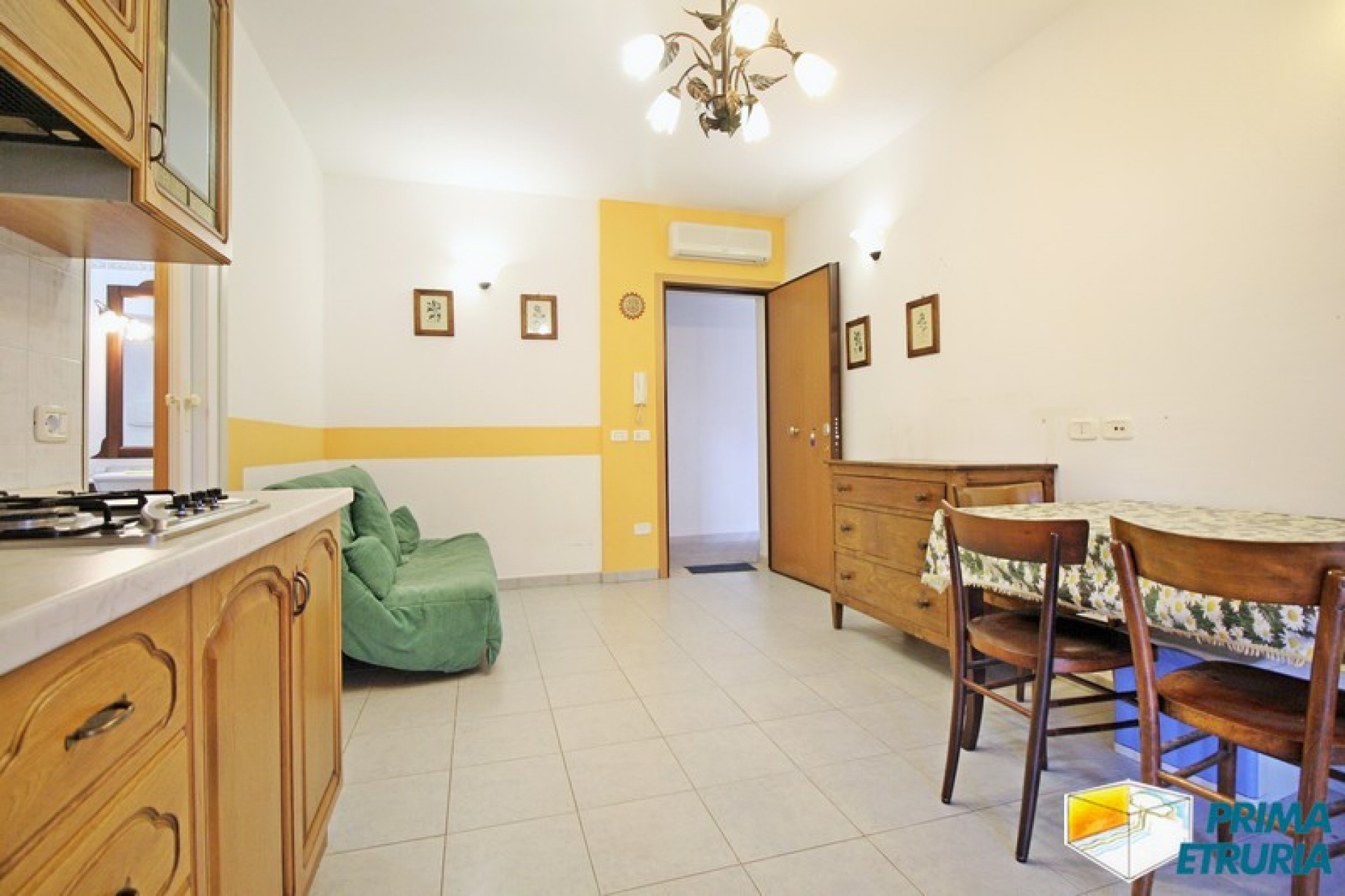 BILOCALE CON BELLISSIMA TERRAZZA ALL'INTERNO DELLA PINETA - ZONA ROSMARINA -