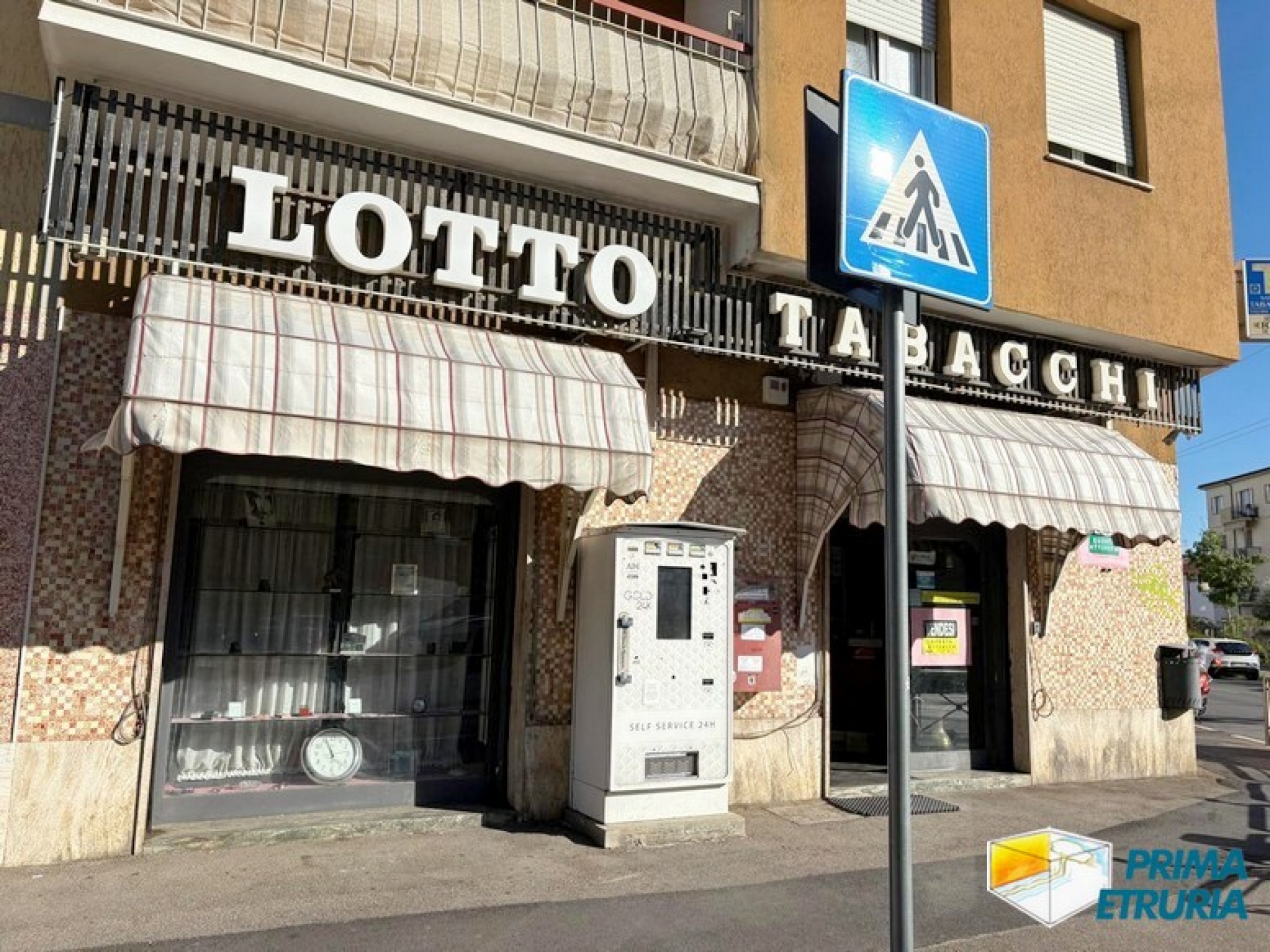 Tabaccheria ben avviata in vendita, con patentino esterno e posizione strategica - GROSSETO - 