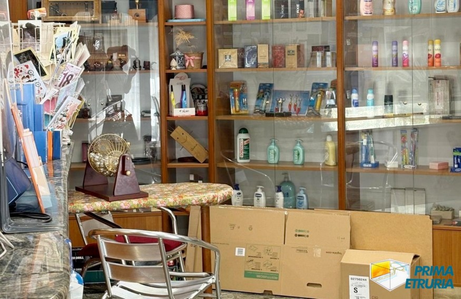 Tabaccheria ben avviata in vendita, con patentino esterno e posizione strategica - GROSSETO - 