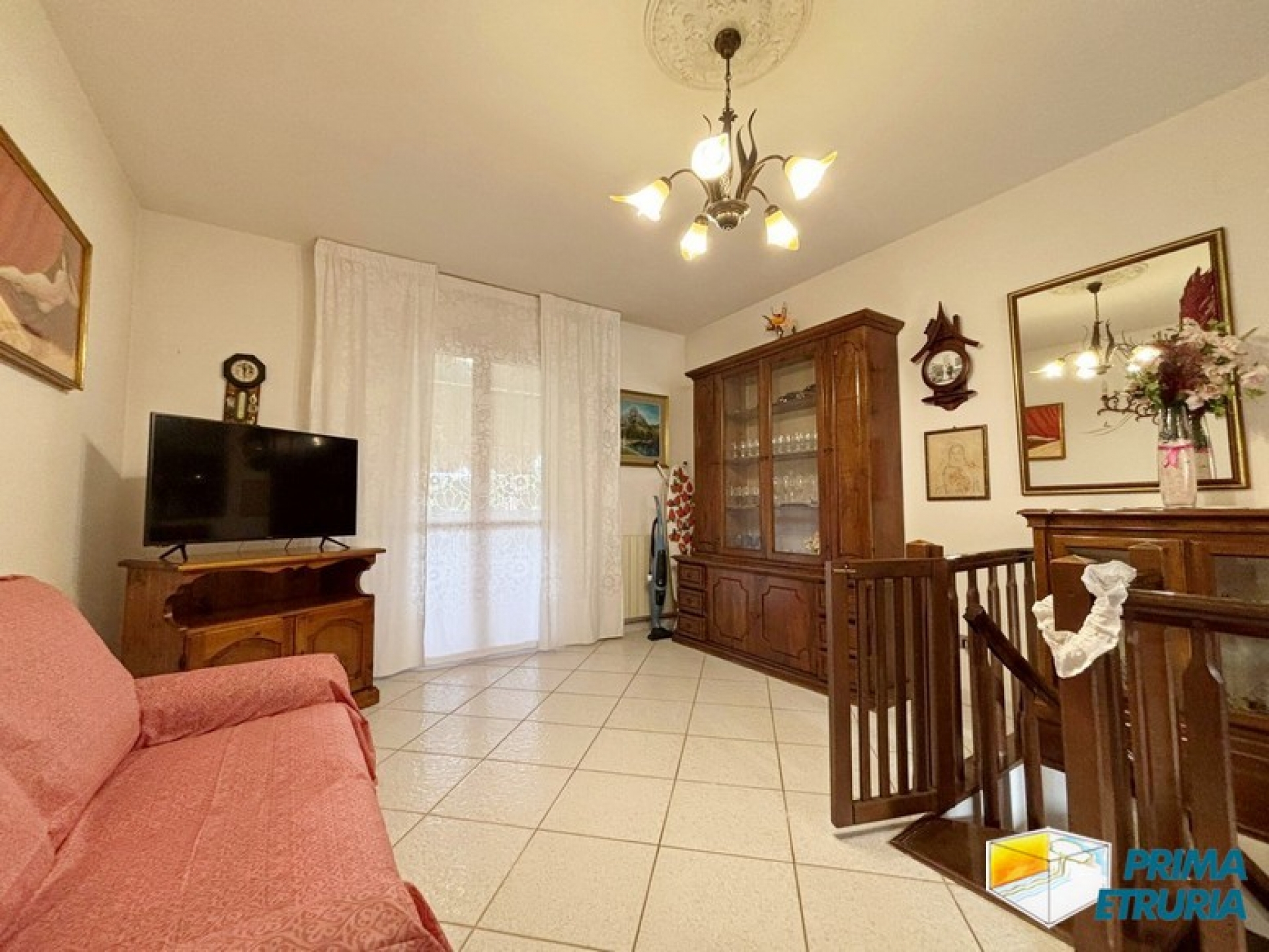 Ampio appartamento con giardino privato e veranda coperta a pochi passi dal mare - ZONA TOMBOLO - - MARINA DI GROSSETO