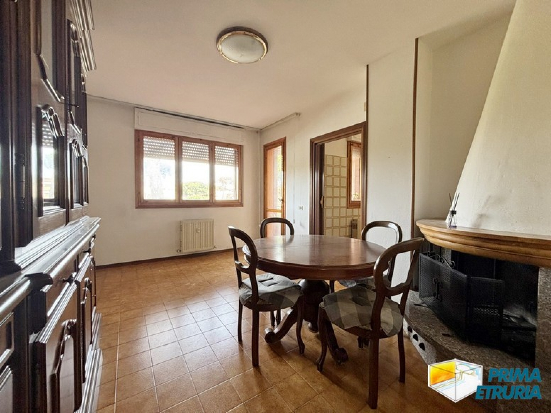 Ampio appartamento con terrazza abitabile e garage - ZONA TOMBOLO -