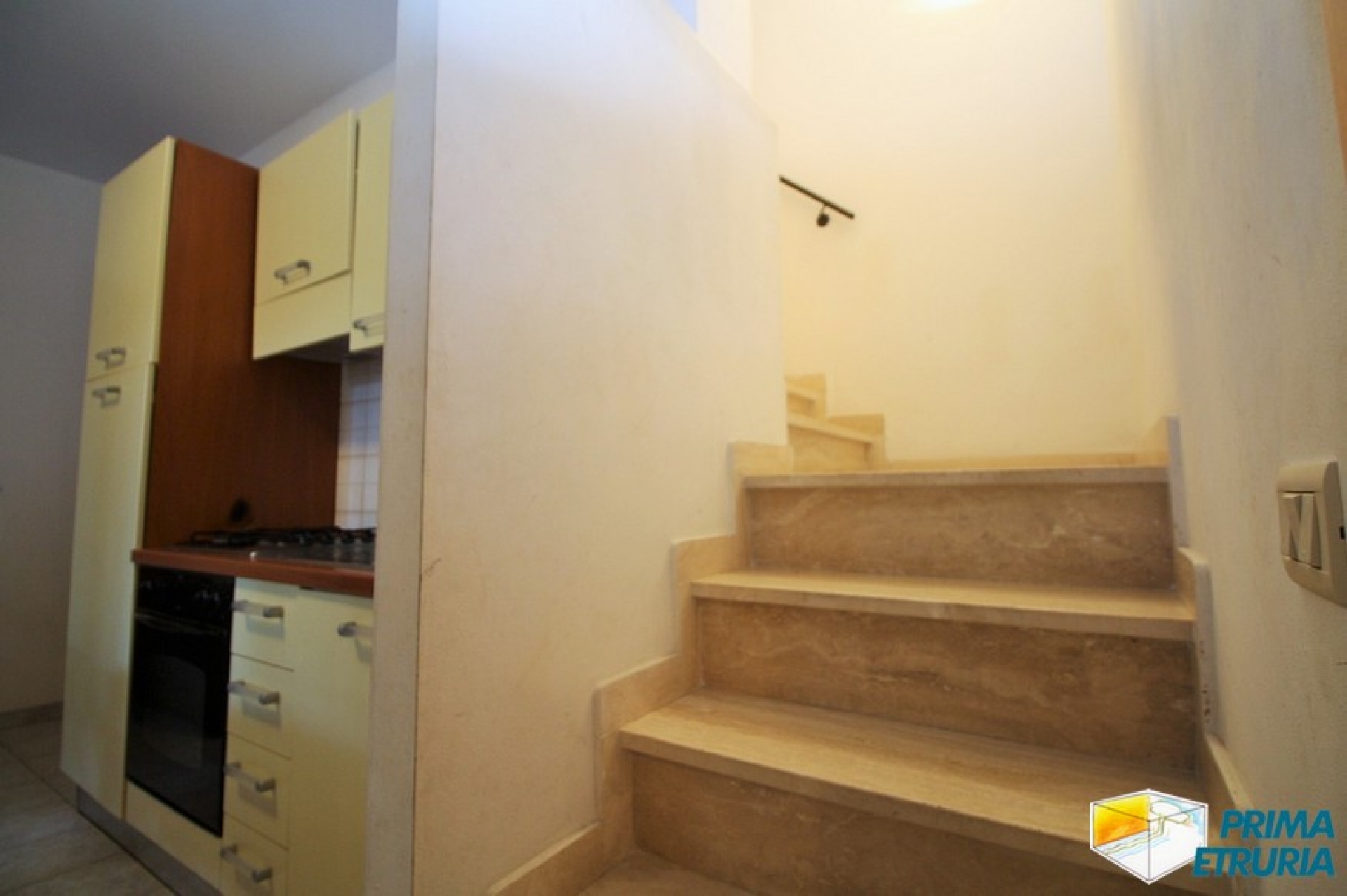TRILOCALE MONTECRISTO 21 - ZONA ROSMARINA