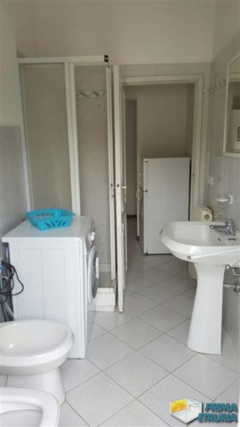 QUATTRO VANI FRONTE MARE - ZONA ROSMARINA -