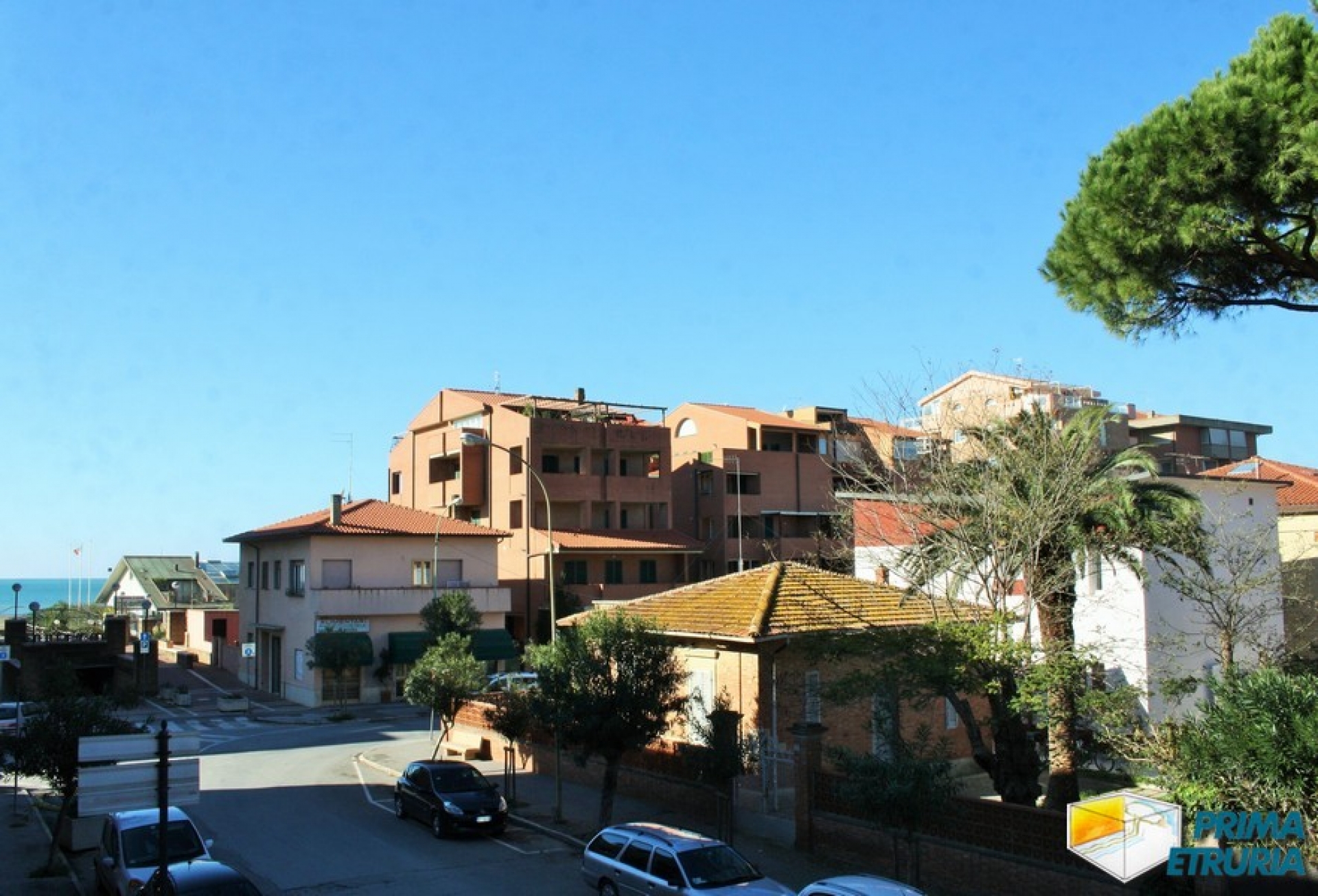 TRILOCALE VISTA MARE - ZONA CENTRALE -