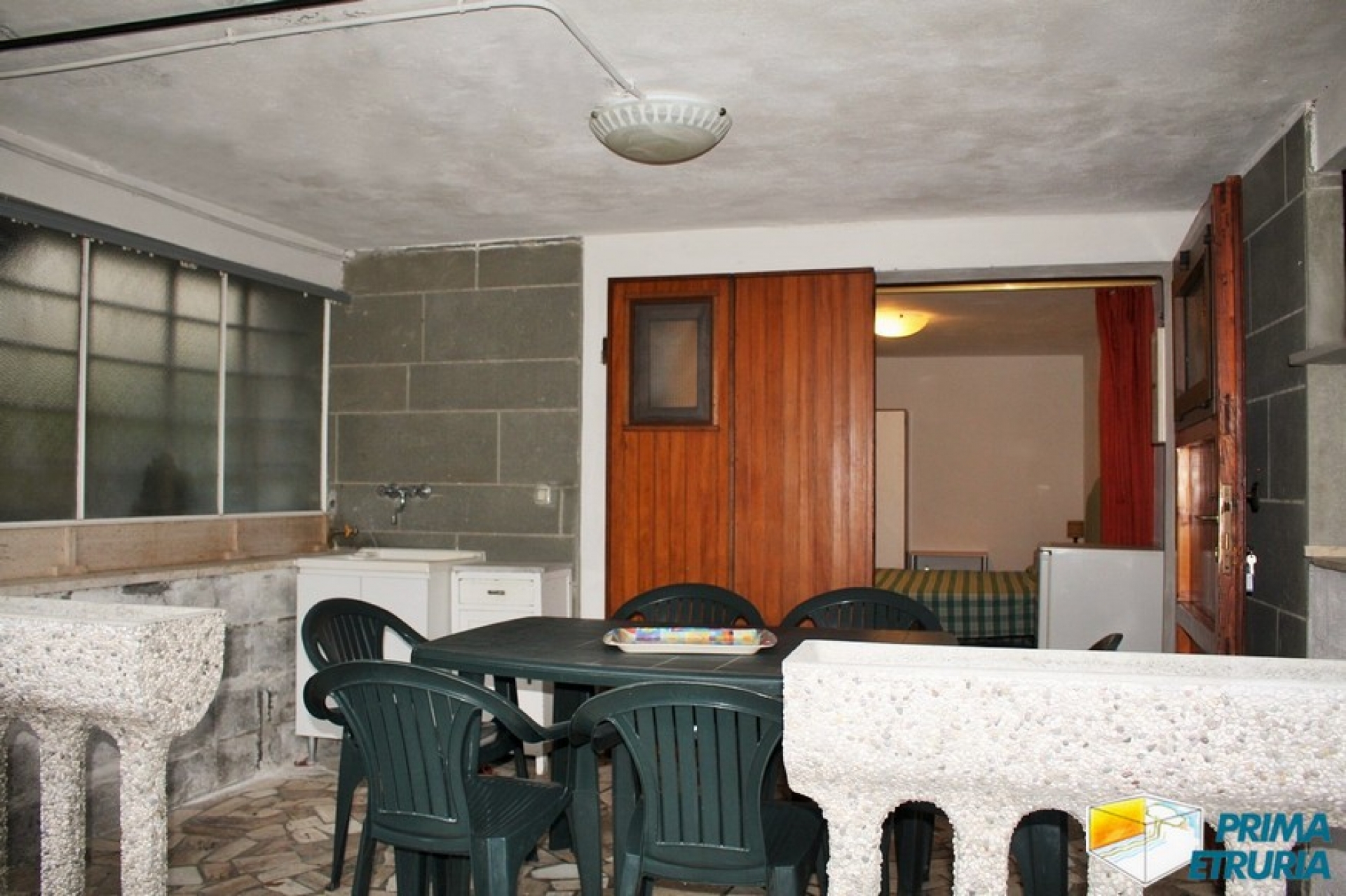 VENDESI TRILOCALE CON GIARDINO - ZONA ROSMARINA -