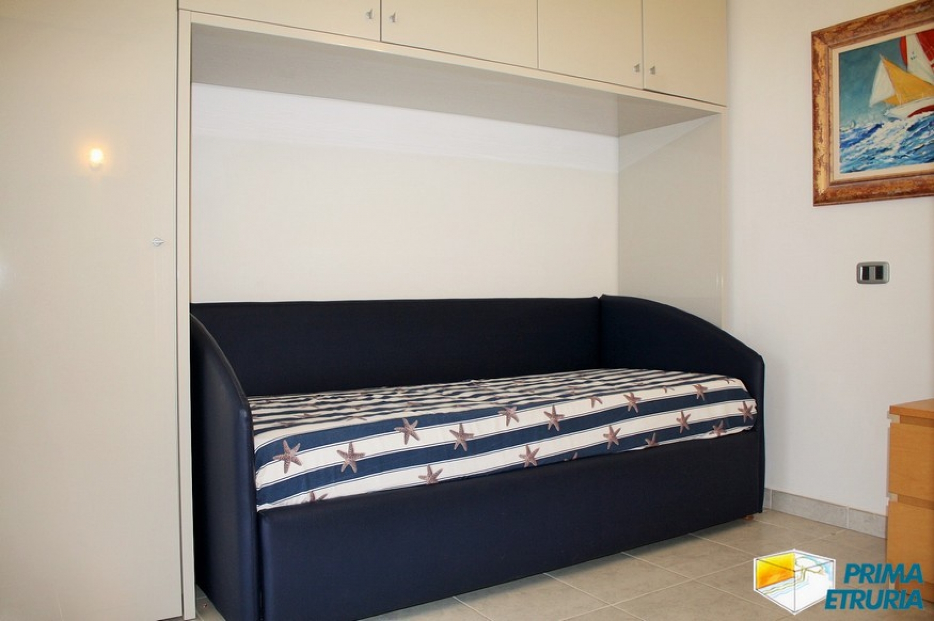 VENDESI TRILOCALE FRONTE MARE - ZONA CENTRALE -